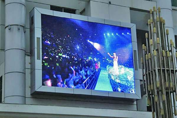 màn hình led quảng cáo trong nhà
