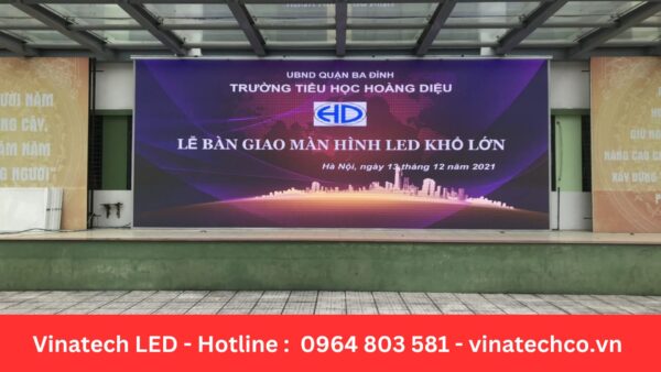man-hinh-led-truong-hoc