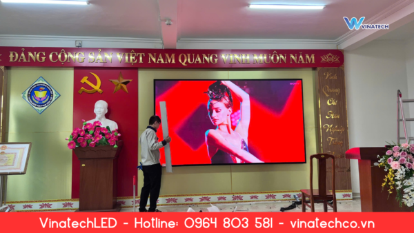 nghiem-thu-man-hinh-led